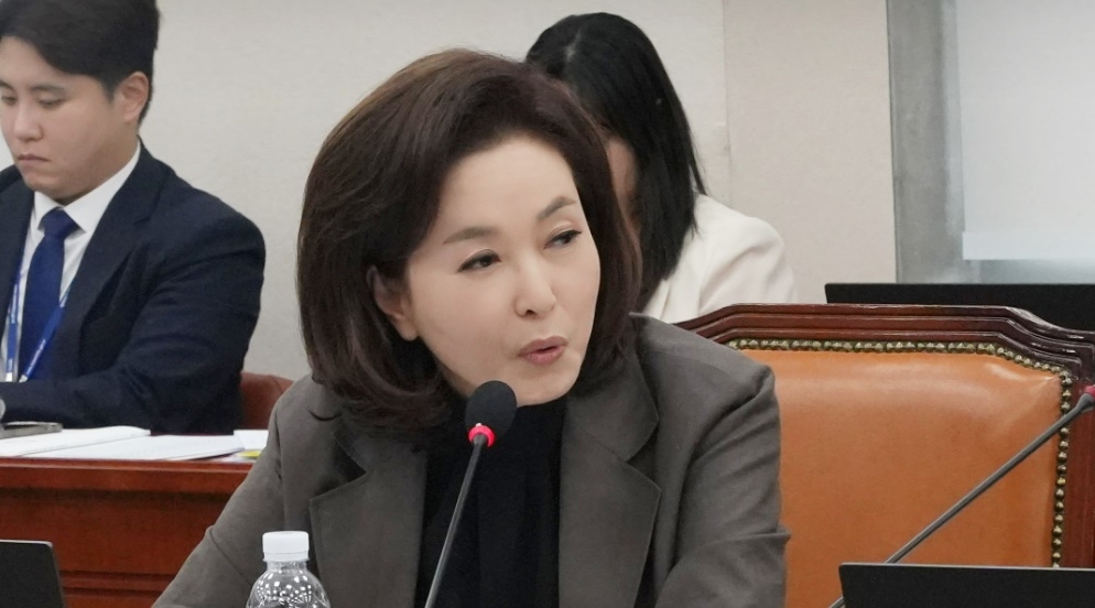 “독재 망령을 끌어들인 ‘김민전’ 제명해야”