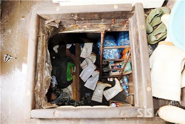 불법조업 중국어선 내부 모습